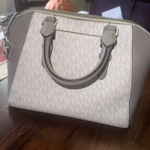 Michael Kors Ciara Messenger Bag - Picture 5 of 5